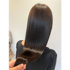 lucca by jb 行徳 ×スタイル