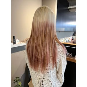 派手髪・ハイトーンカラー・デザインカラー・ブリーチ専門美容室