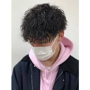 メンズパーマ波巻きツイストスパイラル刈り上げセンターパート