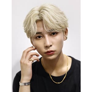 ブロンドセンターパート