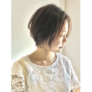 大人ショート　くびれショート