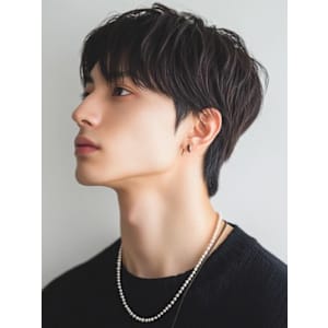 韓国風マッシュ ニュアンスパーマ センターパート ウルフ