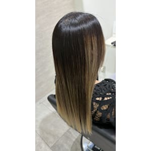 avocado 本町×スタイル