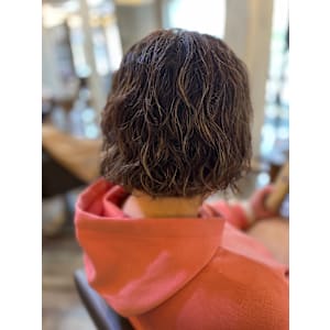 ウェーブボブ - Van family MEGA ドン・キホーテUNY福井店【ヴァン ファミリー メガ ドンキホーテ　ユニーフクイテン】掲載中