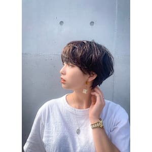 綺麗な艶髪スタイル　カットカラー