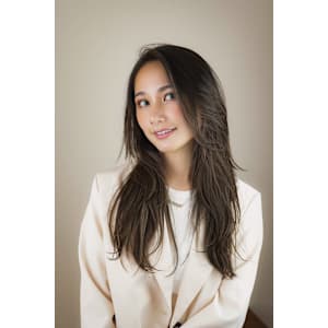 綺麗な艶髪スタイル　美髪レイヤー - 髪質改善 fiica【カミシツカイゼン フィーカ】掲載中