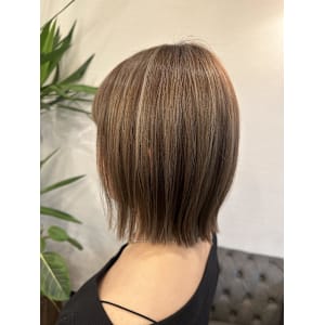 ミディアムボブ