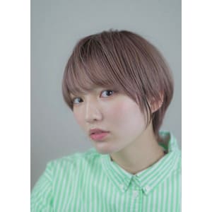 大人ショートヘアスタイル