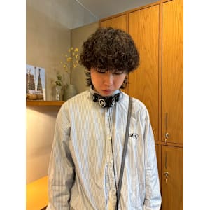 くるくるマッシュパーマ