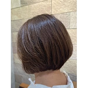 ショートボブスタイル - 半個室型美容室 Sourire 姪浜店【ハンコシツガタビヨウシツスーリールメイノハマテン】掲載中