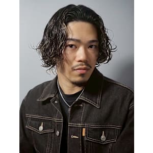 スパイラル/センターパート/メンズミディアム - HIROGINZA東京駅八重洲口店【ヒロギンザトウキョウエキヤエスグチテン】掲載中