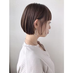 ツヤ感ベージュカラー