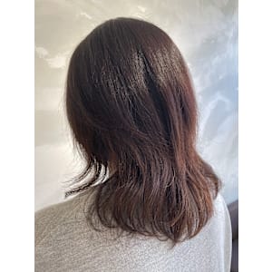 ミディアムレイヤー - hairmake＆design Axe-l【ヘアメイクアンドデザイン アクセル】掲載中