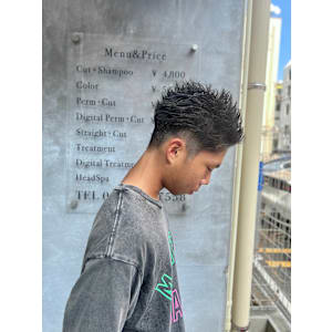 ワイルドアップバング×フェードカット