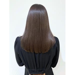 大人女子セミロング