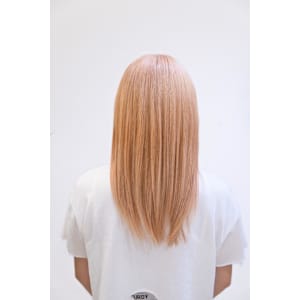 暖色ブロンドヘア