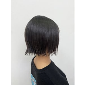切りっぱなしボブ