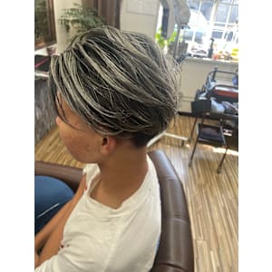 サロンヘアー・プラス×スタイル