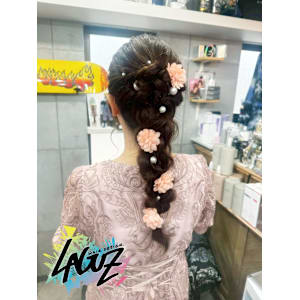 【ヘアセット】フラワーパール×編み込みローポニー