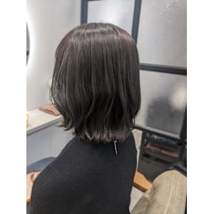 白髪ぼかしカラー◎アッシュ - aroot 町田店 酸性縮毛矯正/髪質改善カラー【アルート マチダテン サンセイシュクモウキョウセイ カミシツカイゼンカラー】掲載中