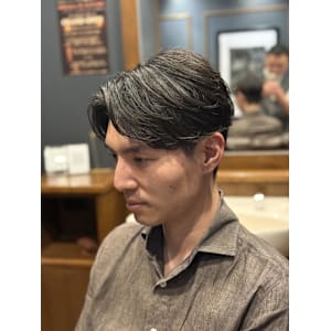 メンズ　センターパート　ニュアンスパーマ - 銀座shino【ギンザ シノ】掲載中