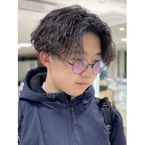 メンズパーマ波巻きツイストスパイラル刈り上げセンターパート