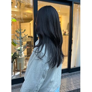 sou［ayaka］オリーブグレージュカラー