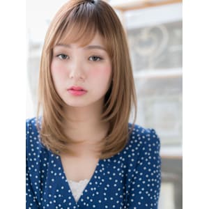 斜めバング外国人風バイカラー小顔セミディ　ヘーゼルブラウン