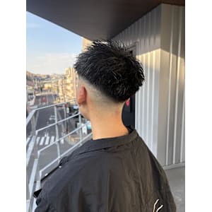 王道スパイキーショート - CØDE by KENJE【コードバイケンジ】掲載中