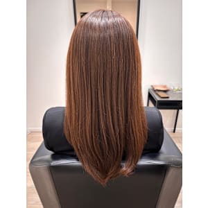 こっくりブラウンカラーと髪質改善トリートメントでうる髪