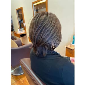 【かしゅう】20代30代40代50代人気ショートウルフ小顔 - TEAR AVEDA【ティアアヴェダ】掲載中