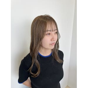 くすみミルクティー - 半個室型美容室 Sourire 今宿店【ハンコシツガタビヨウシツ スーリール イマジュクテン】掲載中