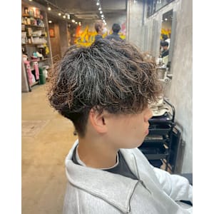 kearny -メンズパーマ&メンズカット- 上野×スタイル