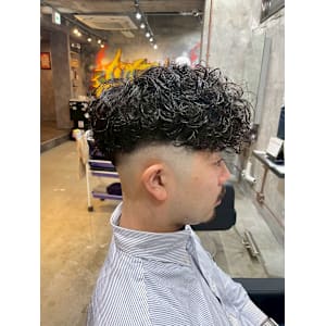 kearny -メンズパーマ&メンズカット- 上野×スタイル