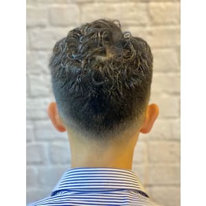 メンズショート×パーマ - 銀座マツナガ 新宿野村ビル店【ギンザマツナガ シンジュクノムラビルテン】掲載中