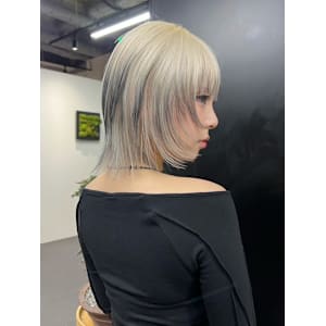 ルーツカラー　ケアブリーチ　ブリーチカラー　原宿/表参道 - Null 原宿店 デザインカラー/ダブルカラー【ヌルハラジュクテン デザインカラー ダブルカラー】掲載中