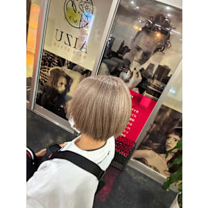 ミルクティーベージュ - AIZU 渋沢 白髪ぼかし ハイライト 髪質改善【アイズ シブサワ シラガボカシ ハイライト カミシツカイゼン】掲載中