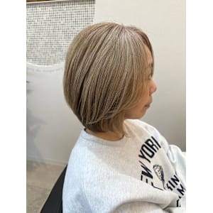 脱白髪カラー&レイヤーボブ