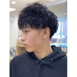 メンズパーマ波巻きツイストスパイラル刈り上げセンターパート