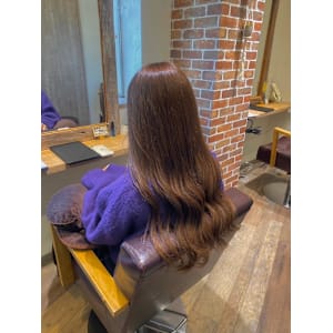 髪質改善ヘアエステサロン TREAT×スタイル