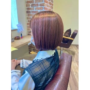 髪質改善ヘアエステサロン TREAT×スタイル