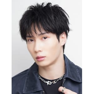 メンズショート 眉毛カット 20代 30代 韓国ヘア 束感