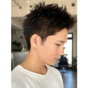 メンズカット 束感ショート スパイキーショート 黒髪 20代