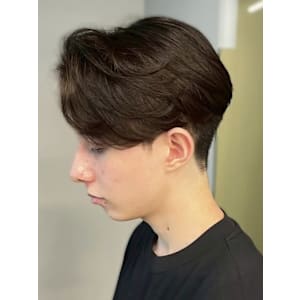 オリーブベージュ 外国人風カラー 韓国ヘア アップバング