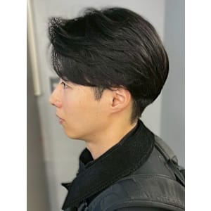 マッシュショート ツーブロック 韓国 20代 カルマパーマ