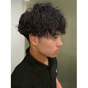 ツイストスパイラルパーマ ツーブロック 束感 メンズショート