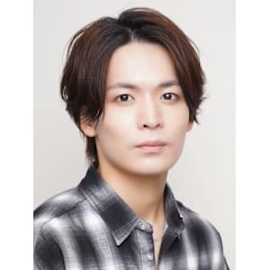 センターパート ウルフカット ブラウンカラー メンズカット