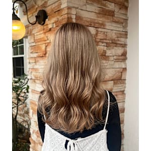 ミルクティーベージュ