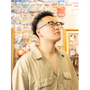 極道パーマ 厚木/伊勢原/綾瀬/海老名/大和 - MARLEY'S BAR BER 本店【マーリィズバーバー ホンテン】掲載中