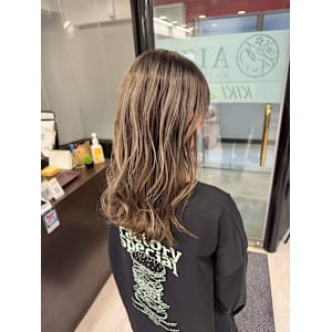 ニュアンスカラー - AIZU本厚木 白髪ぼかし ハイライト バレイヤージュ 髪質改善【アイズホンアツギ シラガボカシ ハイライト バレイヤージュ カミシツカイゼン】掲載中